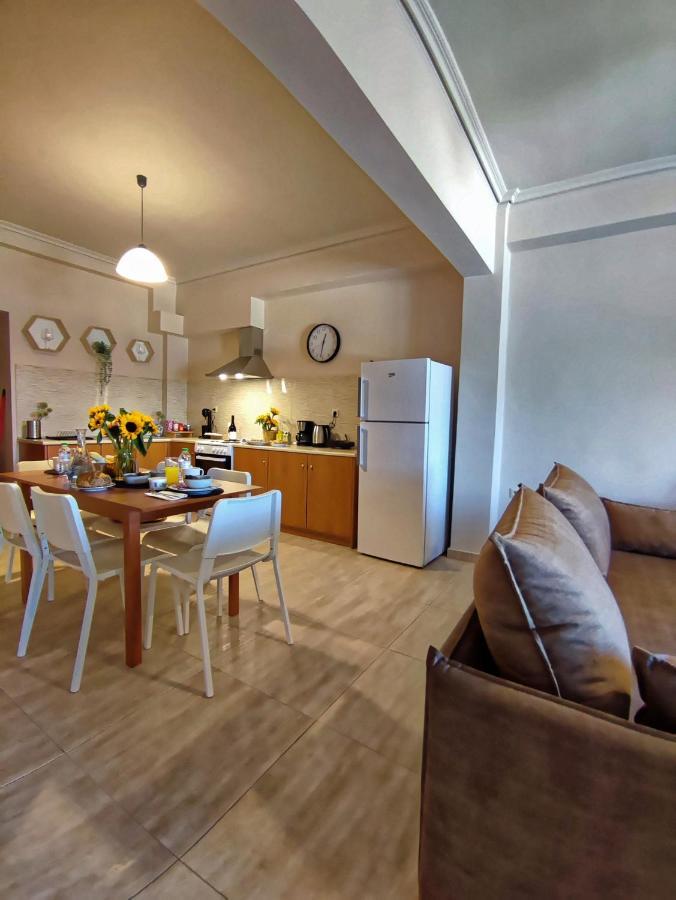Seaview-Apartments Palaiá Fókaia المظهر الخارجي الصورة